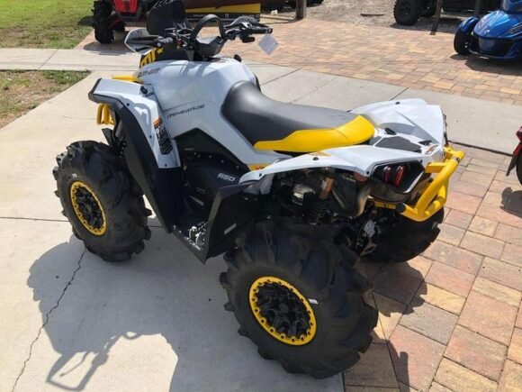 2024 Can-Am® Renegade X mr 650 - Image 3