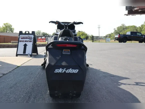 2017 Ski-Doo Snowmobile Renegade Adrenaline 850 E-TEC - Image 6