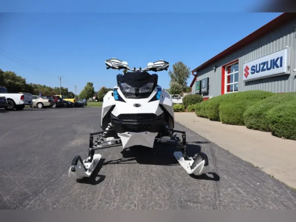 2019 Ski-Doo Snowmobile Backcountry 850 E-Tec - Image 6