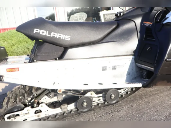 2012 Polaris Snowmobile 600 IQ Shift ES - Image 5