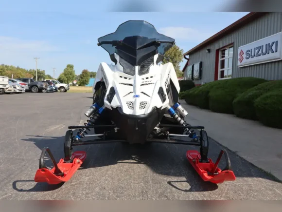 2021 Polaris Snowmobile 850 Indy VR1 137 SC - Image 2