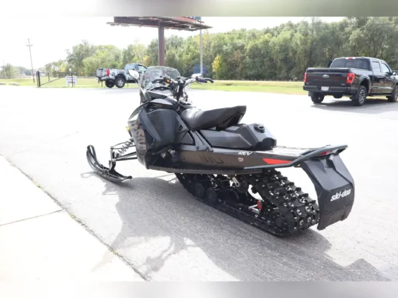 2018 Ski-Doo Snowmobile MXZ TNT 129 850 E-TEC ES Ripsaw 1.25 S_LEV - Image 5