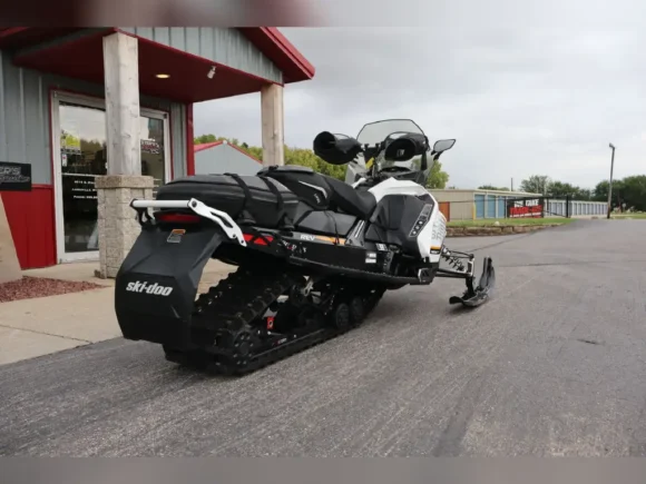 2018 Ski-Doo Snowmobile Renegade Adrenaline 850 E-TEC - Image 7
