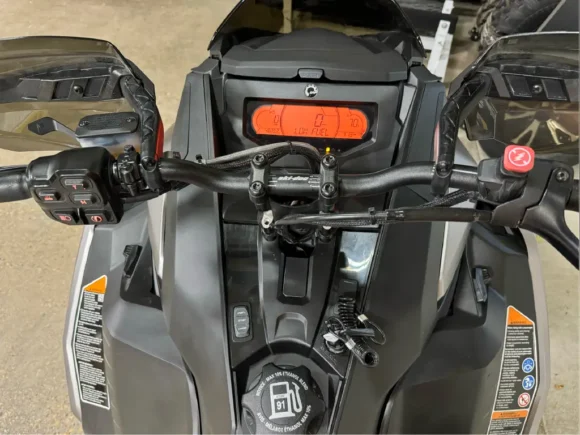 2023 Ski-Doo Snowmobile MXZ X-RS 850 E-TEC ES w/ Smart-Shox RipSaw 1.5 - Image 5