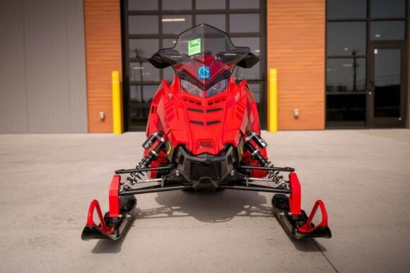 2020 Polaris® 600 Indy® XC® 129 - Image 4