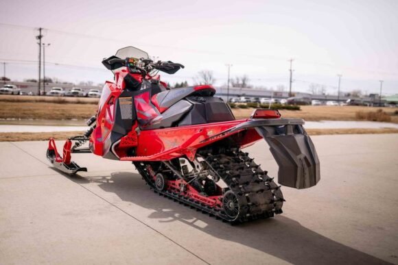 2020 Polaris® 600 Indy® XC® 129 - Image 6