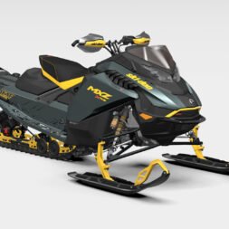 2026 Ski-Doo MXZ X-RS w/ Competition Package 600R E-TEC RipSaw II 2-Ply 1.25